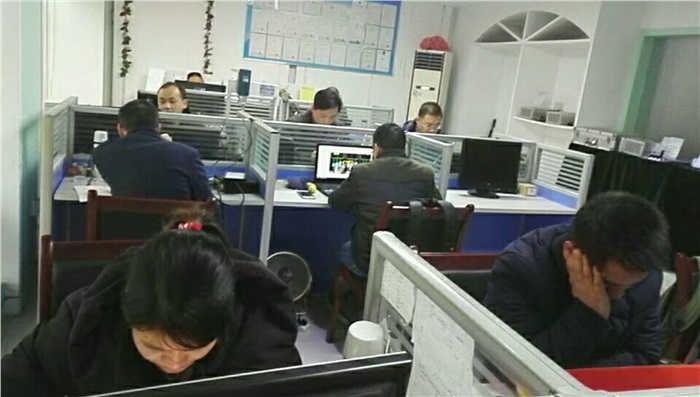 晗光戰(zhàn)士春節(jié)前夕激情奮戰(zhàn)，促項目完美收官